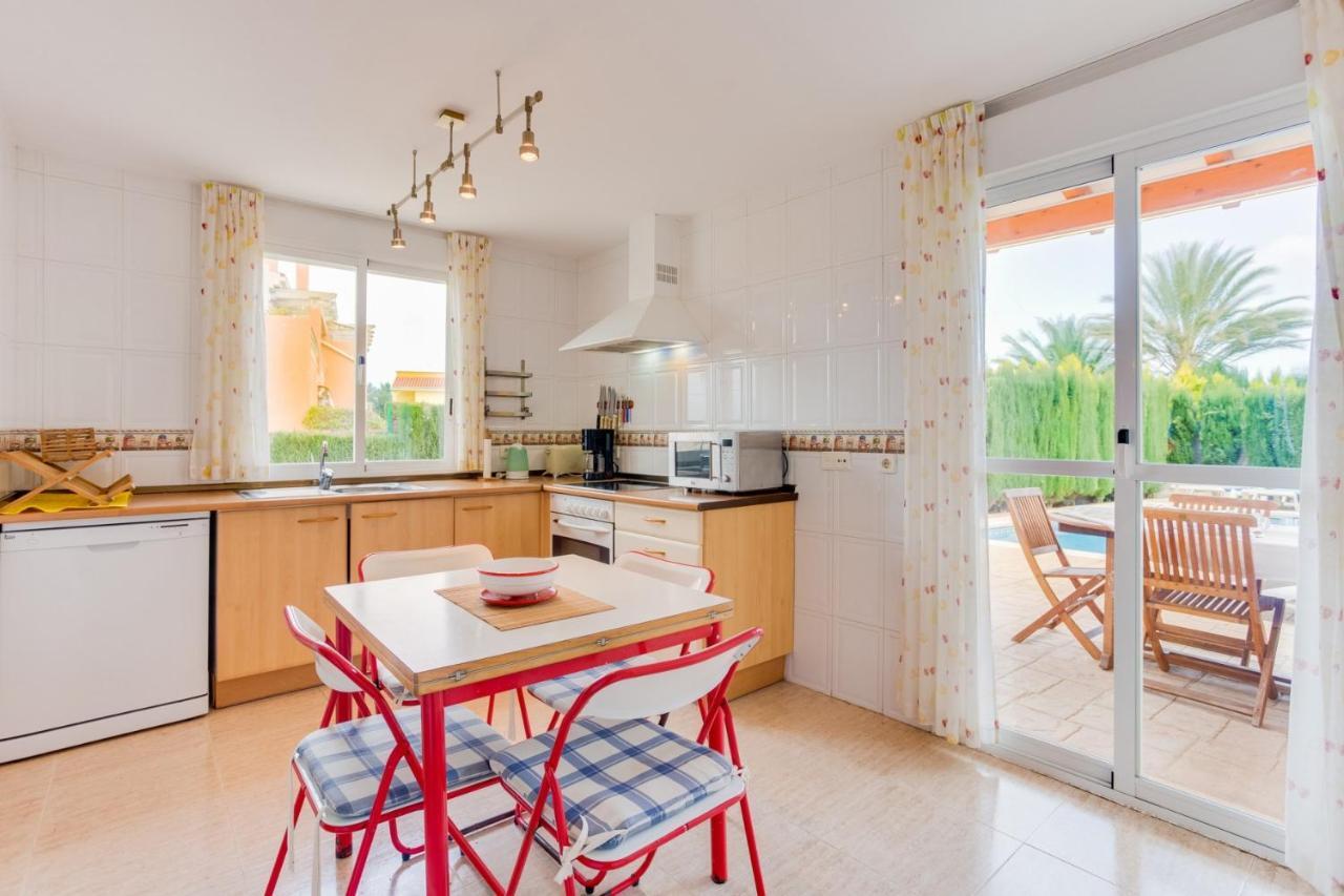 Villa Roser - Family Only Alcudia  Eksteriør billede
